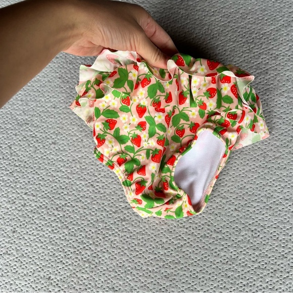 Baby Boden Pink Red Strawberry Novelty Print Ruffle Swim Bottom 9-12 Months EUC - Picture 6 of 6